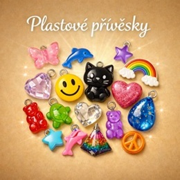 Plastové přívěsky