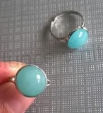 Minerální prsten z chalcedonu 