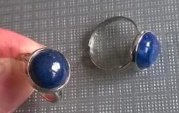 Minerální prsten z lapis lazuli 