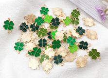 Symbolické přívěsky