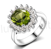 Minerální prsten z olivínu