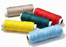 Nitě pro šití, opravy a kreativní tvoření