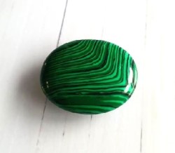 Masážní kameny a přírodní masážní pomůcky