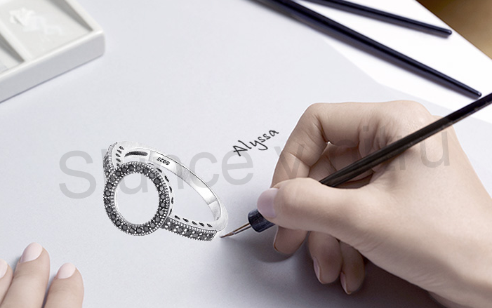 Postříbřený prsten s kruhem a zirkony (BE34)