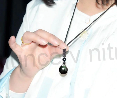 Přívěsek s obsidiánem (X154)