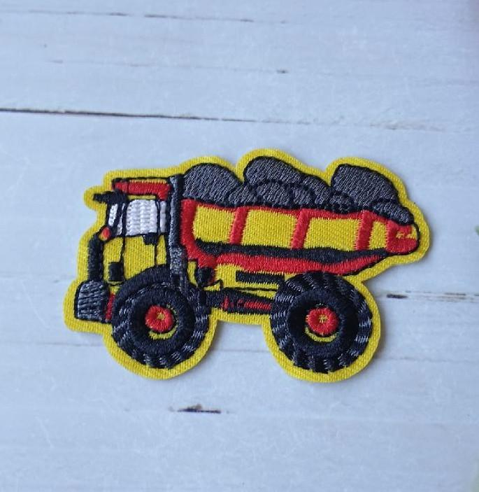 Nášivka auto tatra 7 × 5 cm (C919)