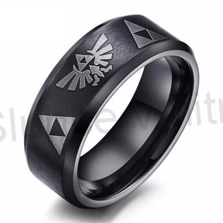 Pánský černý prsten z chirurgické oceli s ornamenty (BP262)