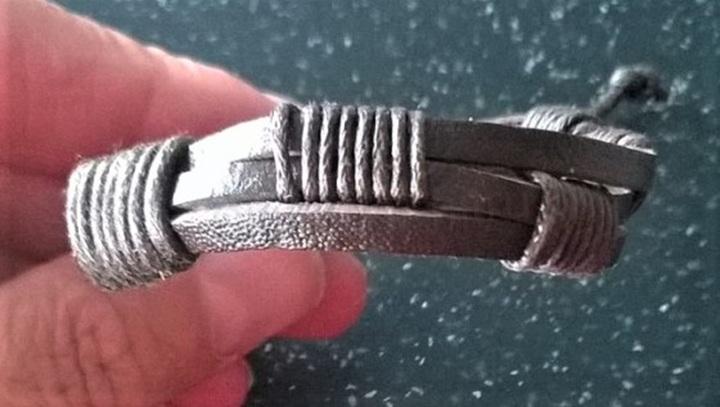 Kožený náramek nastavitelný pletený hnědý menší číslo 4 (BC522)