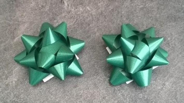 Dárková stužka, rozeta 7 cm Zelená brčálová (E675)