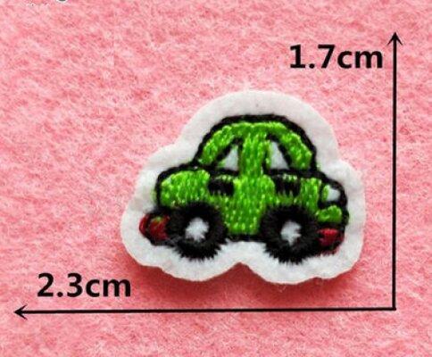 Nášivka auto, autíčko 2,3 x 1,7 cm (C342)