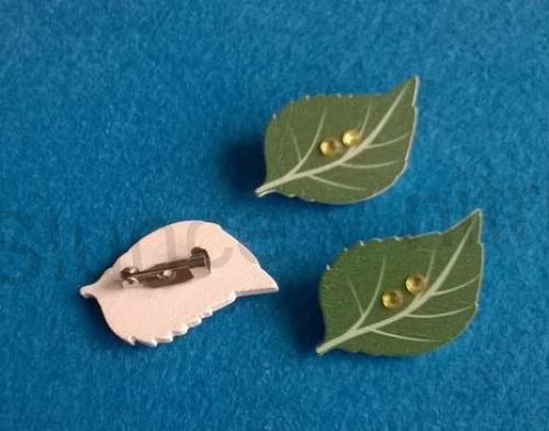 Brož Lístek s kamínky (HB26)