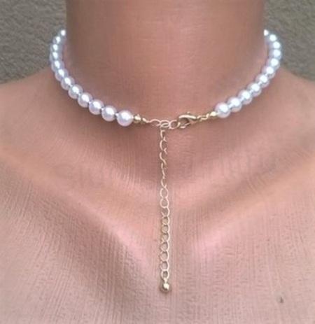 Náhrdelník choker korálkový s motýlem (BD728)