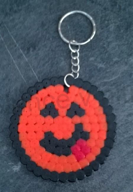 Přívěsek, klíčenka na klíče smailík (D735)