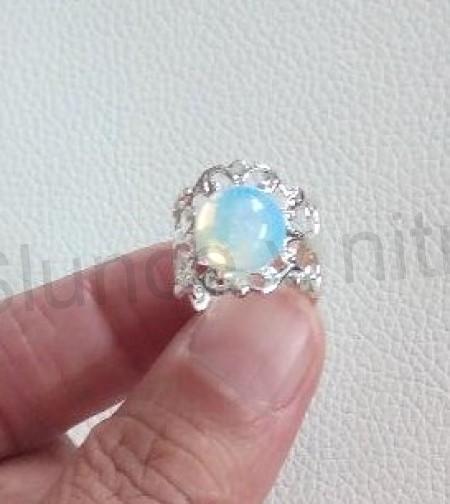 Nastavitelný ozdobný minerální prsten s Oplalitem (X1717)