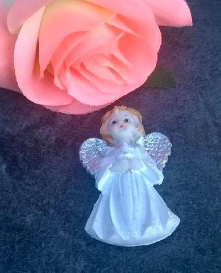 Dekorace, ozdoba Anděl, andílek se svíčkou magnetka (H498)