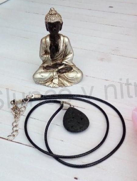 Minerální šňůrkový náhrdelník s přívěškem Láva - kapka, slza (X1737)