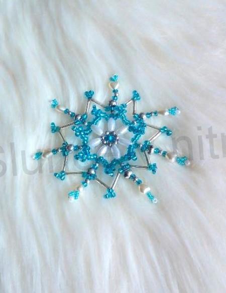 Vánoční 3D korálková ozdoba hvězda (VAN8)