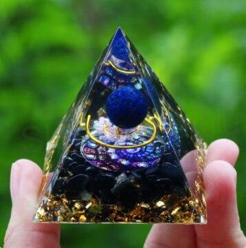 Orgonitová pyramida - spirálová energie 5,7 x 5 cm (PP182)
