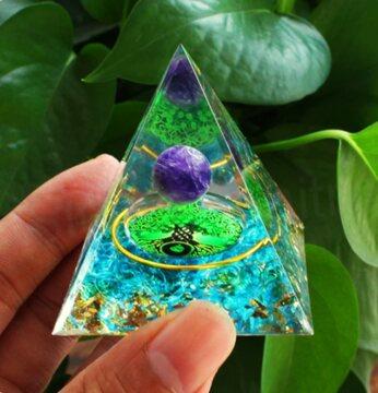 Orgonitová pyramida - strom života 5,7 x 5 cm (PP183)