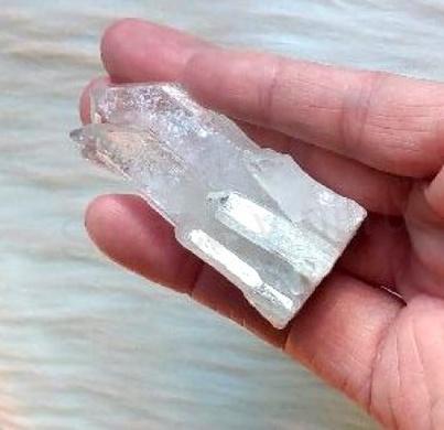 Křišťál špice 67 g (Brazilie) (X1801)