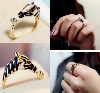 Otevřený Nádherný prstýnek s hlavou koně nastavitelný (BP4)