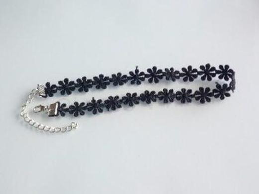 Náhrdelník choker kytičkový krajkový černý (BD834)