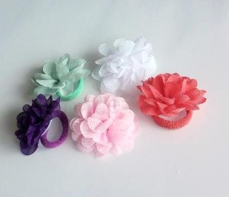 Gumička do vlasů s kytičkou Zelená zelinkavá (H567)