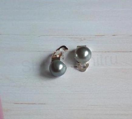 Náušnice klipsy s perleťovou perlou tmavě šedé 10 mm (BB819)
