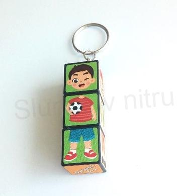Přívěsek, klíčenka na klíče rubiková kostka kluci (D740)