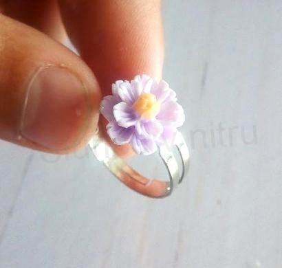 Jemný nastavitelný prstýnek světle fialová kytička (BP460)