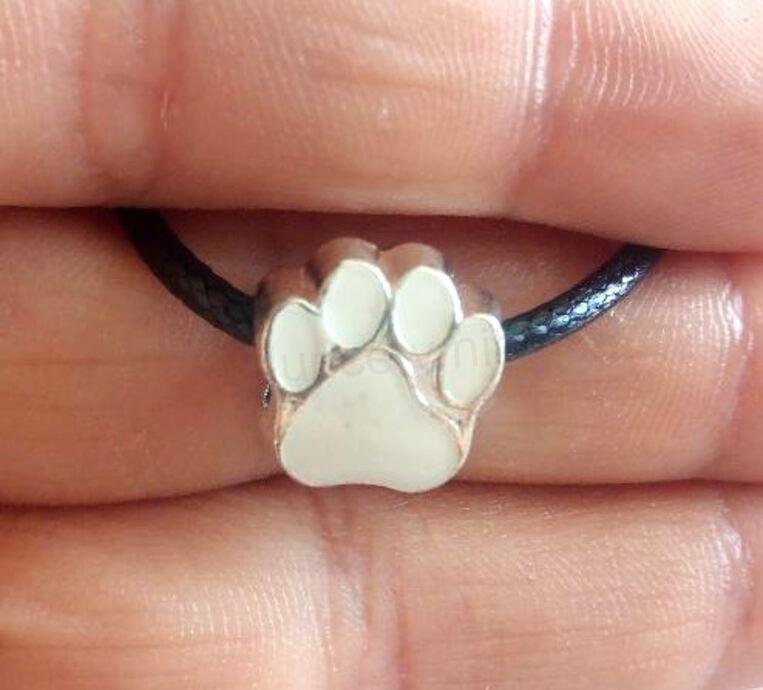 Šňůrkový náhrdelník s přívěskem pandora tlapka bílá (BD876)