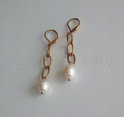 Minerální visací náušnice pravá sladkovodní perla (X1845)