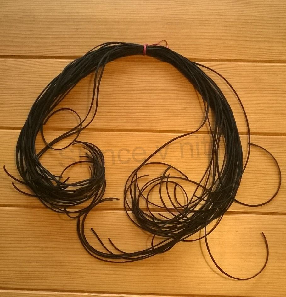 Imitace kůže černá 3 mm - 90 cm (N55)