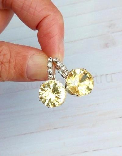 Platinové náušnice se zirkony (BB868)