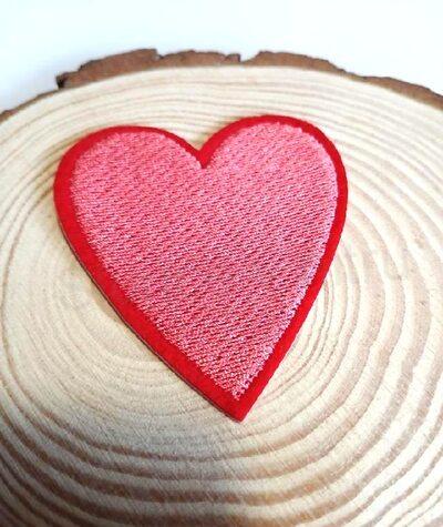 Nášivka, nažehlovačka srdce 6,6 cm (C717)