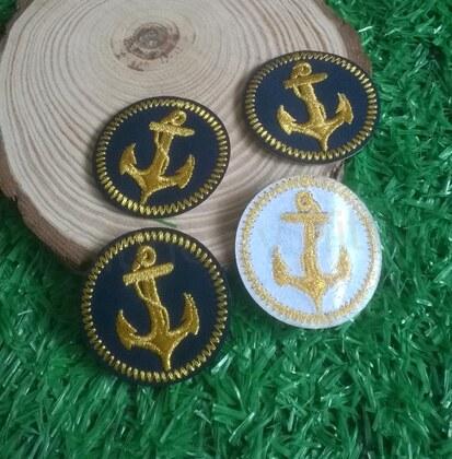 Nášivka vojenská závodní okruh 8,3 x 11,3 cm (C766)