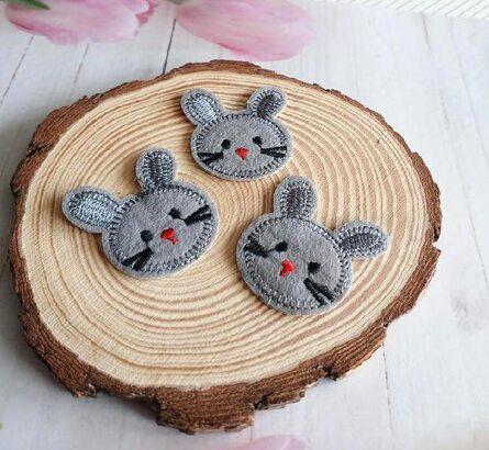 Nášivka, nažehlovačka králíček, zajíček šedý 4,4 x 4 cm (C787)