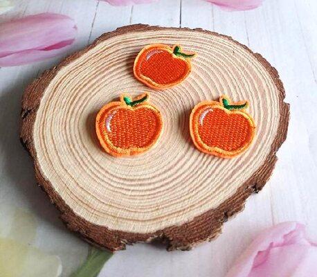 Nášivka, nažehlovačka jablko oranžové 3,4 x 3,7 cm (C851)