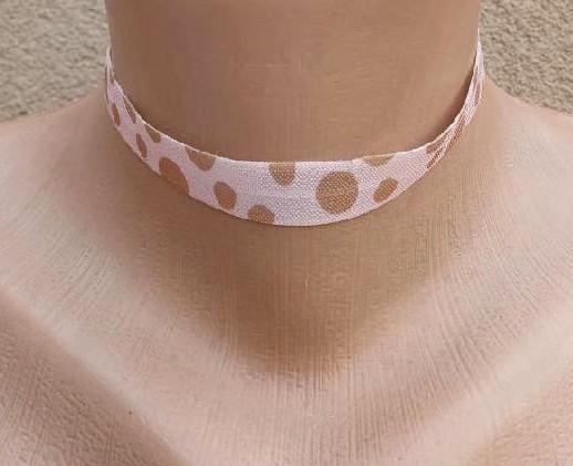 Náhrdelník choker tygrovaný pružný krátký růžový (BD932)