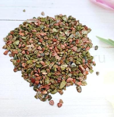 Unakit zlomky 2 - 8 mm, bez díry 10 g (X2058)