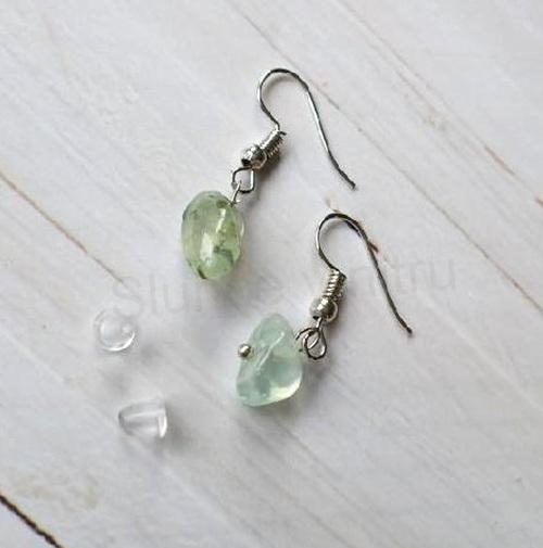 Visací minerální Prehnit náušnice (X2094)