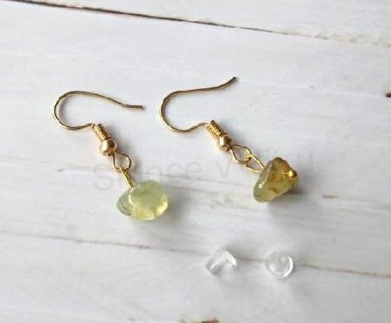 Visací minerální Prehnit náušnice (X2095)