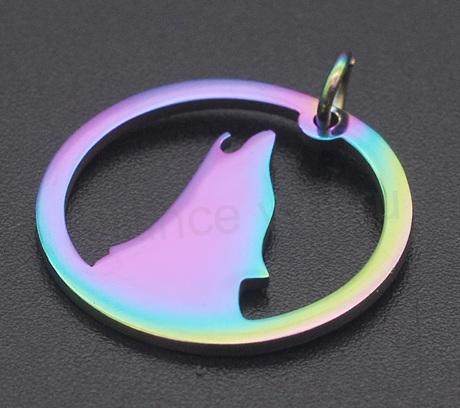 Nerezový přívěsek vlk, iontové pokovování - 20 mm (AA386)