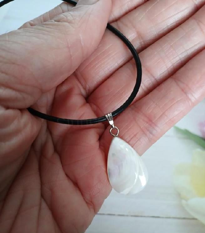 Náhrdelník choker kůže - pravá mušle (BD975)