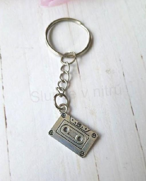 Klíčenka, přívěsek na klíče audiokazeta (H699)