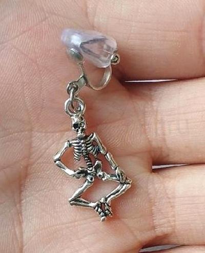 Visací náušnice klipsy kostra (BB905)