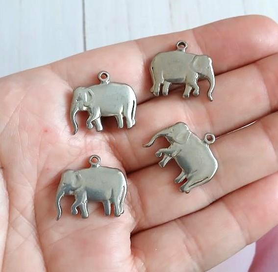 Přívěsek Slon nerezová ocel 20 x 18 x 3 mm (AA438)