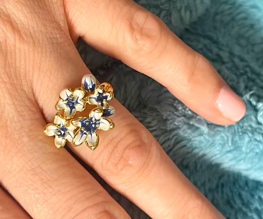 Květinový smaltovaný prsten velikost 56 (BP561)
