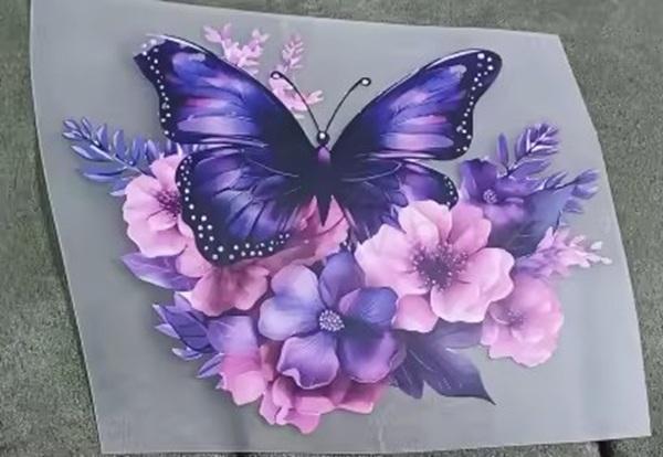 Nášivka vinylová motýl s květinami 16,5 x 14,5 cm (C817)