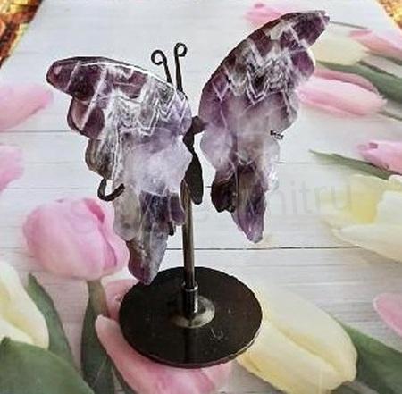 Motýlí křídla – hradbový ametyst 150 g (X2191)